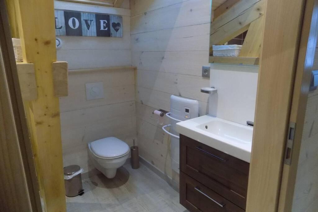 Chalet Des Charbonniers Avec Etang Сен-Морис-сюр-Мозель Екстер'єр фото